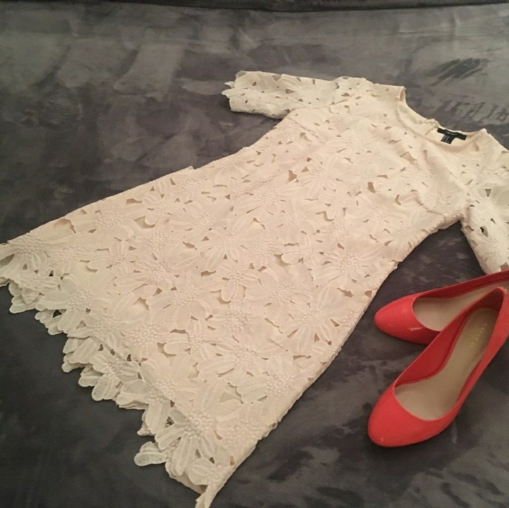 Gorgeous Forever 21 Lace Coctail Dress